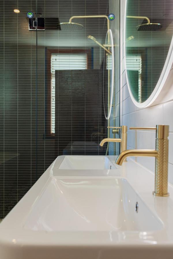 Wigram Hotel Крайстчърч Екстериор снимка